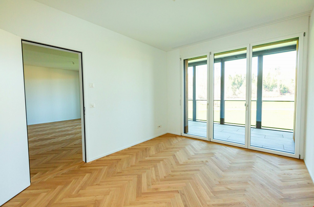 Wunderschöne, helle Wohnung mit zwei Balkonen - Foto 1