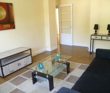 Location Appartement 2 pièces 47m² GRENOBLE 38000 - Photo 3