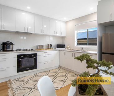 MODERN LIVING - Photo 3