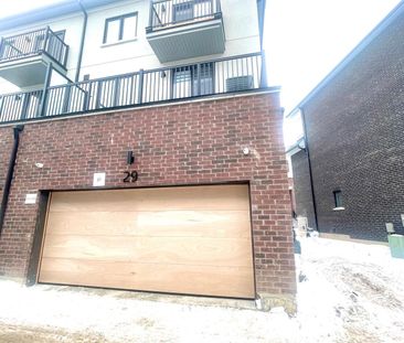 For Lease - 29 Chapple Lane, Richmond Hill, Ontario - Photo 2