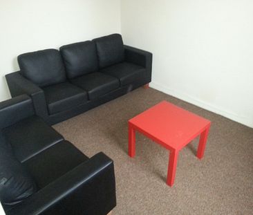 1 Bedroom Terraced To Rent in Nottingham - Photo 1