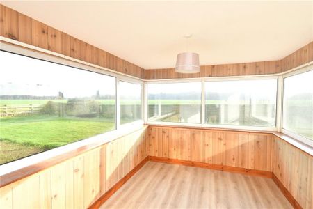 2 bedroom bungalow to rent - Photo 3