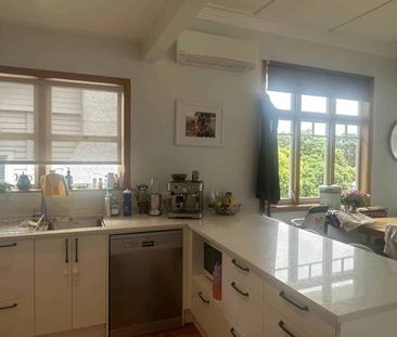 Beautiful Home in Northcote Point - Photo 1