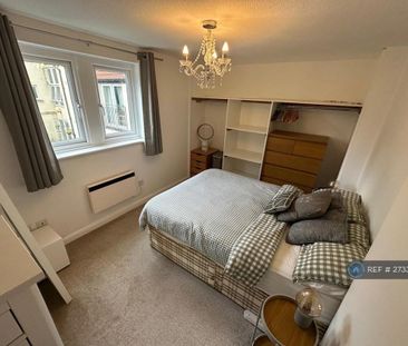 2 bedroom flat to rent - Photo 3