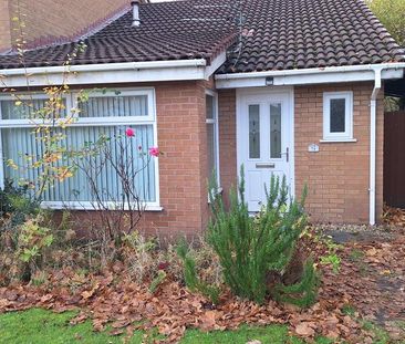 2 bedroom bungalow to rent - Photo 1