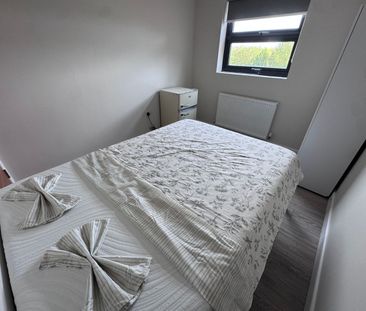 Room in a Shared House, Stonebridge Lock Cottages, N17 - Photo 1