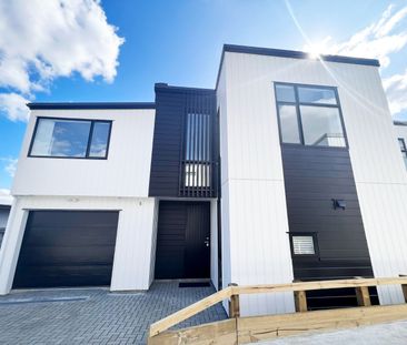 Stylish 4 Bedroom with Study Home in Prime Hillsborough Location - Photo 1