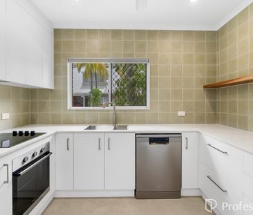 Low maintenance coastal living - Photo 4