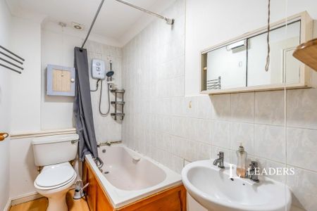 1 bedroom flat to rent - Photo 3