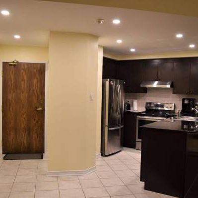 One bedroom condo Steeles/Dufferin with parking - Photo 3