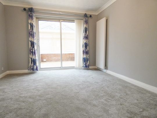 Burrington Close, Preston - Photo 1