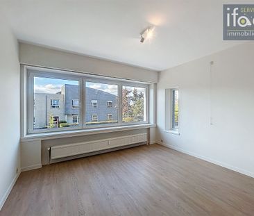 Gerenoveerd 2-slaapkamer appartement met garage in centrum Tervuren - Foto 1