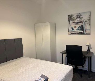 Thornycroft Road, Wavertree, Liverpool, L15 - Photo 2