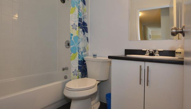 67 & 141 Harlington Crescent - Photo 1