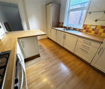 3 bedroom apartment to rent - Photo 6