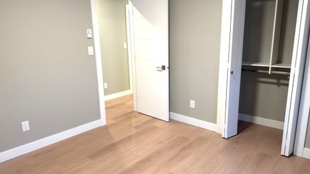 386 Wakesiah Avenue- Carriage house - Photo 4