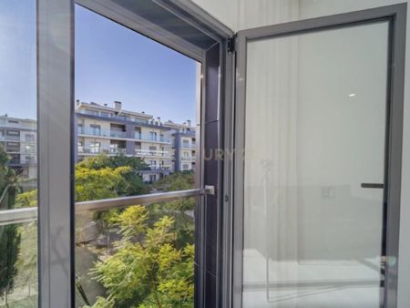 3 room luxury Flat for rent in Charneca de Caparica, Distrito de Setúbal - Photo 3