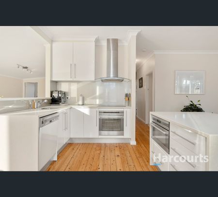 70 Elsdon Street, Redhead, NSW 2290 - Photo 4
