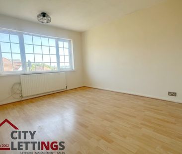 3 bedroom detached house to rent - Photo 5