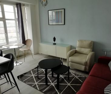 1 Bed Flat, Acton House, W3 - Photo 1