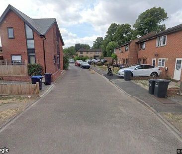 2 Bed Terraced House, Fernleigh Close, CR0 - Photo 1