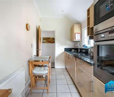 Chalet Estate, Hammers Lane, London, NW7 - Photo 6