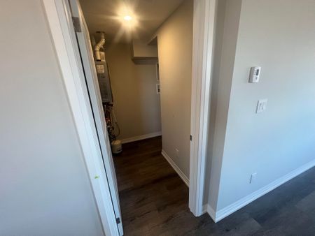 For Lease - 6705 Cropp Street Unit# 44, Niagara Falls, Ontario - Photo 3