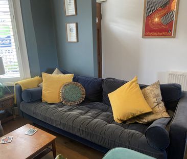 2 Bed Terraced House, Downsell Road, E15 - Photo 1