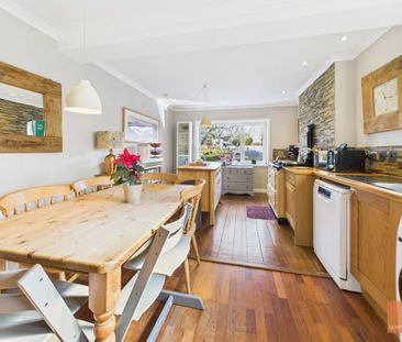 4 bedroom detached bungalow to rent - Photo 6