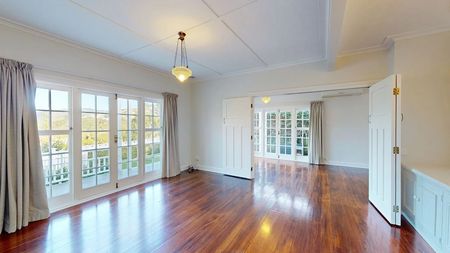 43 Trelissick Crescent, Ngaio - Photo 2