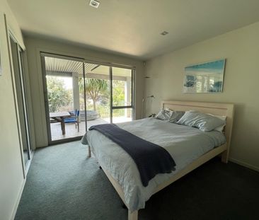 CALLING ALL TENANTS WANTING A FABULOUS HOME IN A FABULOUS LOCATION ... - Photo 3