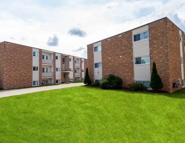 Kortright Apartments - ALL INCLUSIVE | 83 Conroy Crescent, Guelph - Photo 1
