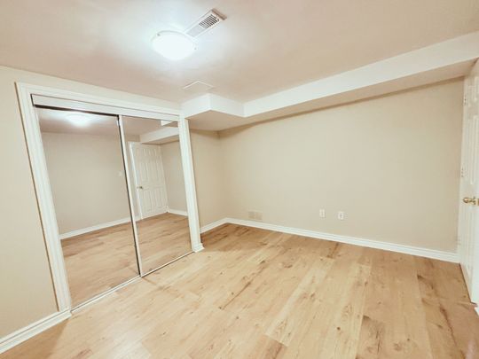 For Lease - 1400 Greenbriar Drive Unit# Basement unit 1, Oakville, Ontario - Photo 1