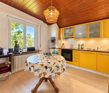 DERNIER ÉTAGE LUMINEUX AVEC STUDIO PRIVÉ - Photo 2