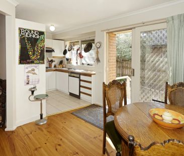 Walk to Glendal Primary School - Photo 4