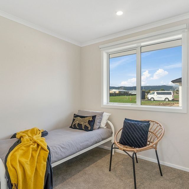 Executive 3 Bedroom Home in New development - Photo 1