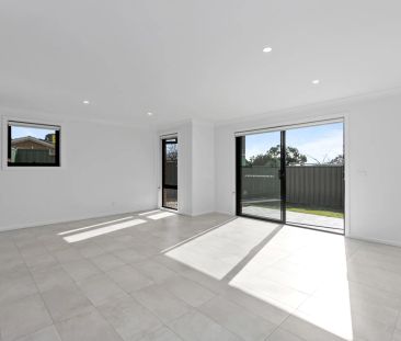 Modern 3-Bedroom Home in a Quiet Theodore Location - Photo 1