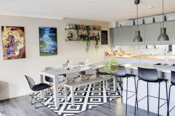 3 bedroom penthouse to rent - Photo 1