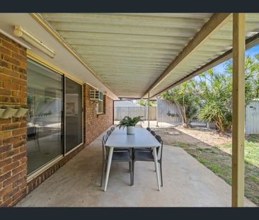 18 Claremont Dr, Murrumba Downs, Qld 4503 - Photo 6