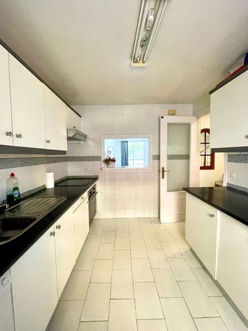 LONG TERM RENTAL- GREAT 3 BEDROOM SEMI-DETACHED + ATTIC NEXT TO THE SEA-BENALMADENA COSTA - Photo 2