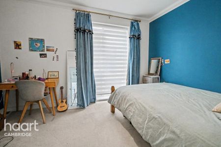 5 bedroom end of terrace house to rent - Photo 5