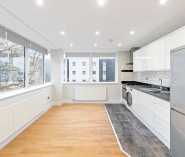 London Road, Bracknell, Berkshire, RG12 - Photo 2