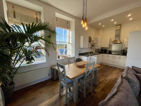 Truro, Truro, TR1 - Photo 3