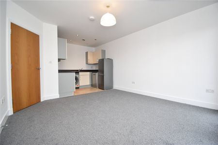 De Grey Road, Colchester, Essex, CO4 5TZ - Photo 3