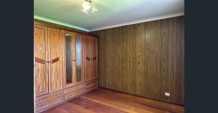 Location, Location!! - Photo 2