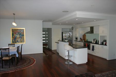 East Victoria Park - Photo 4