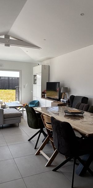 Location Maison 6 pièces 150m² PLERIN 22190 - Photo 1
