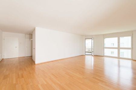 We are looking for you specifically - Photo 2