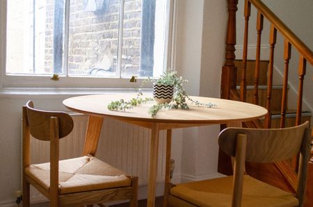 Studio Flat, Kensington Gardens Square, W2 - Photo 2