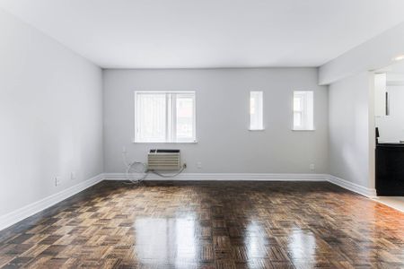 Wellesley Apatments - Photo 3